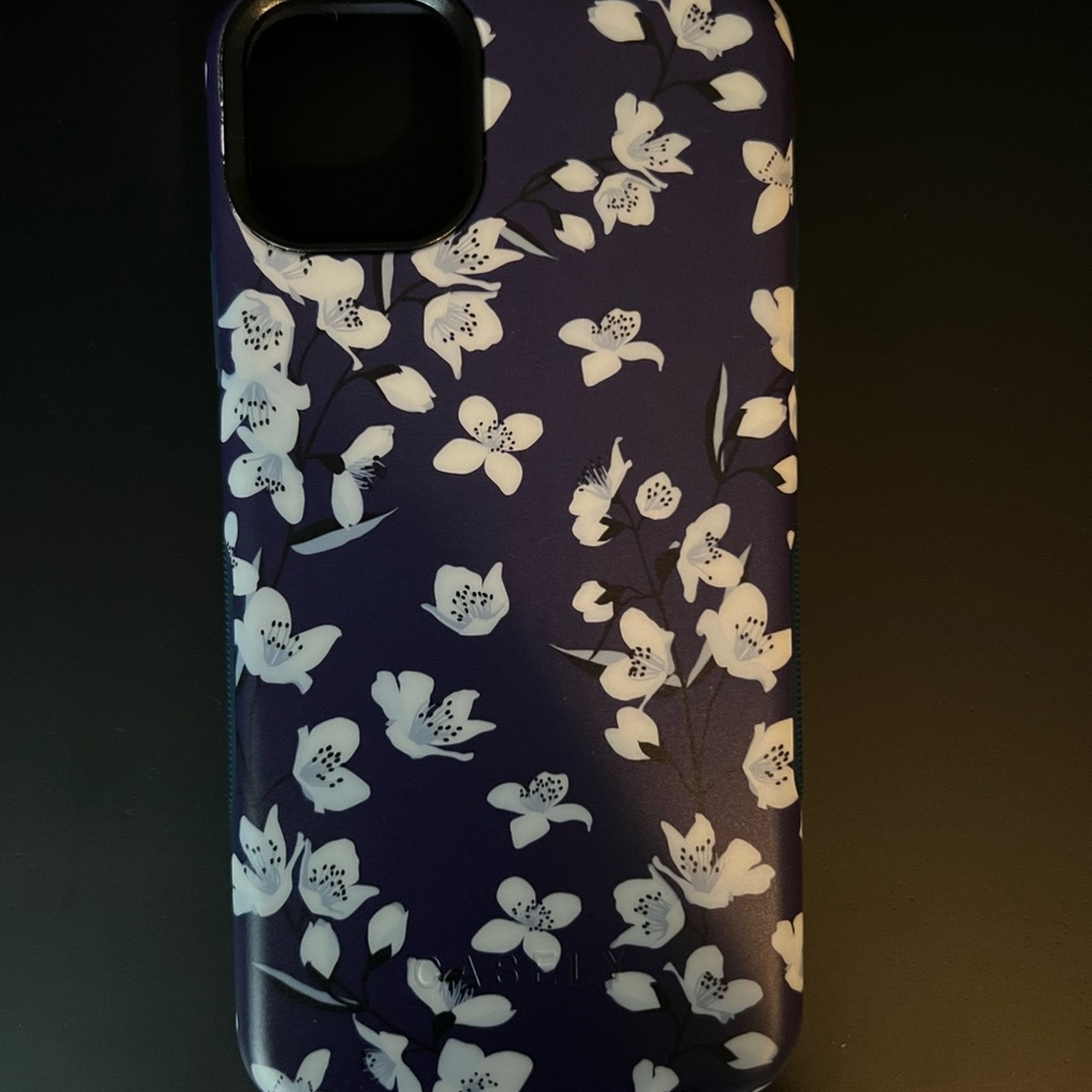Casely floral iPhone 11 Pro Max phone case
